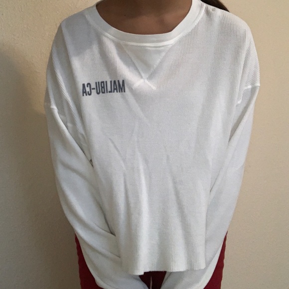 Brandy Melville Malibu white thermal long sleeve - Picture 3 of 6